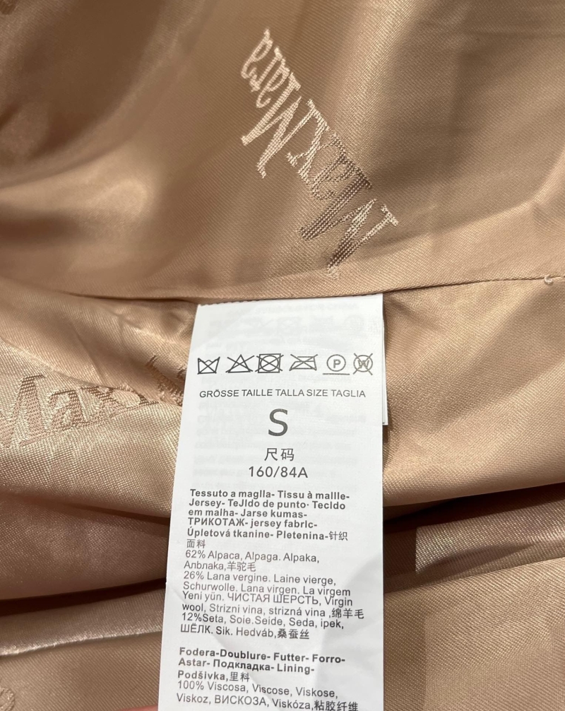 MAX MARA